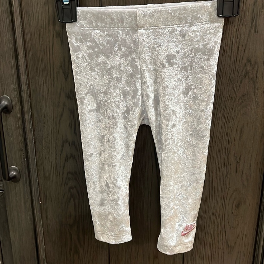 Nike joggers girl, EUC